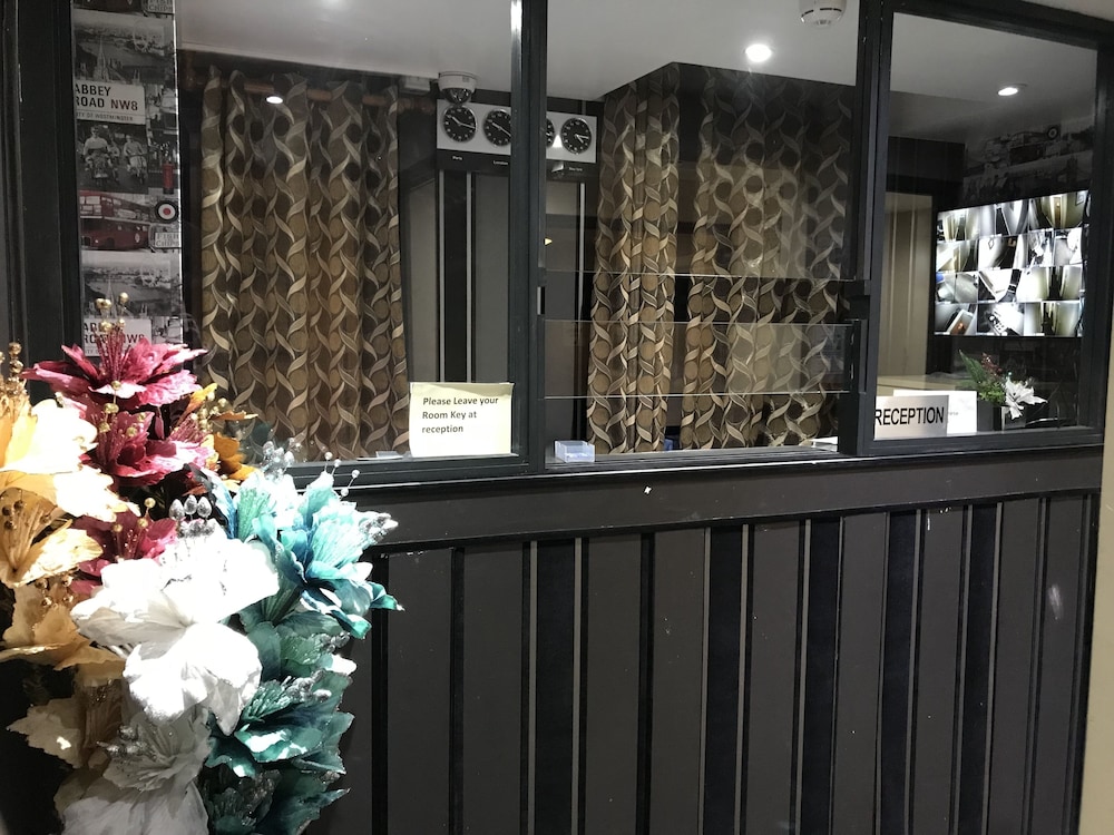 Pacific Inn London Heathrow, photo 18