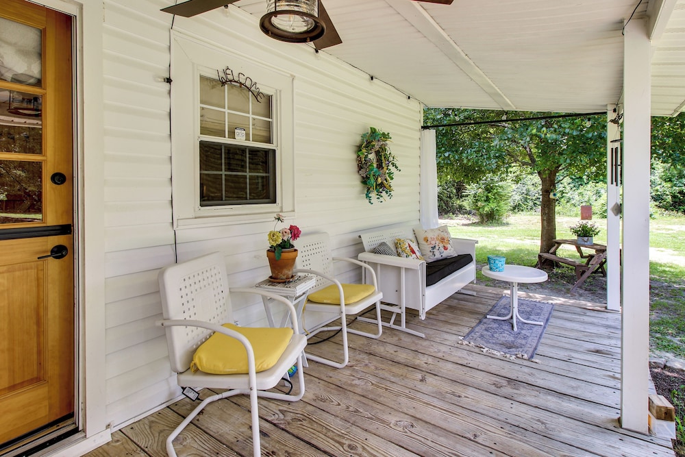 Shepard Cottage Near Wilmington & Wedding Venue