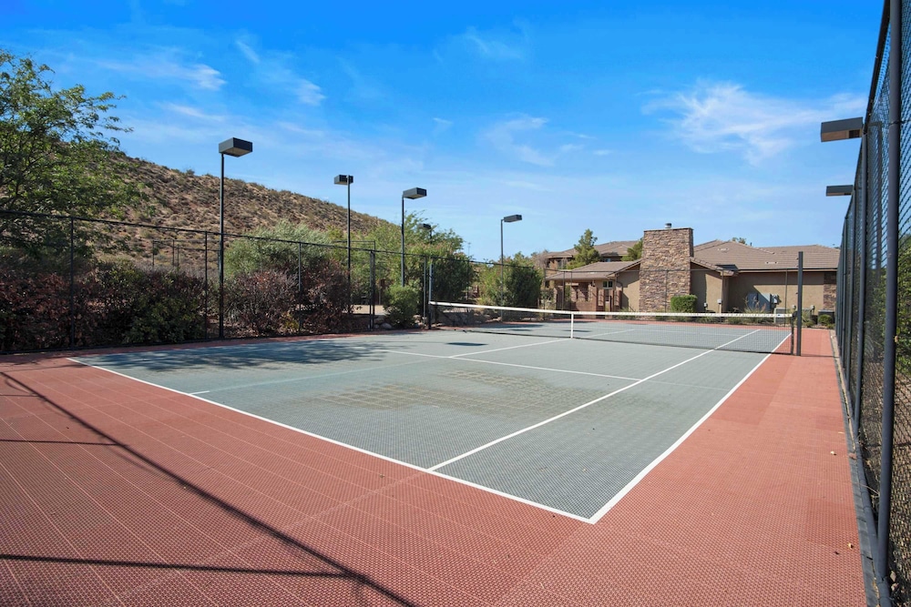 Sunset Ridge - Private Hot Tub Resort Amenities