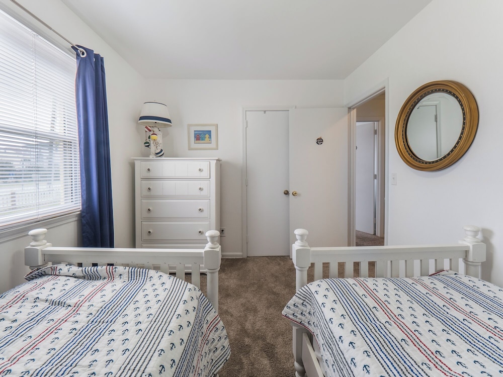 Dooley's Place by Carolina Retreats
