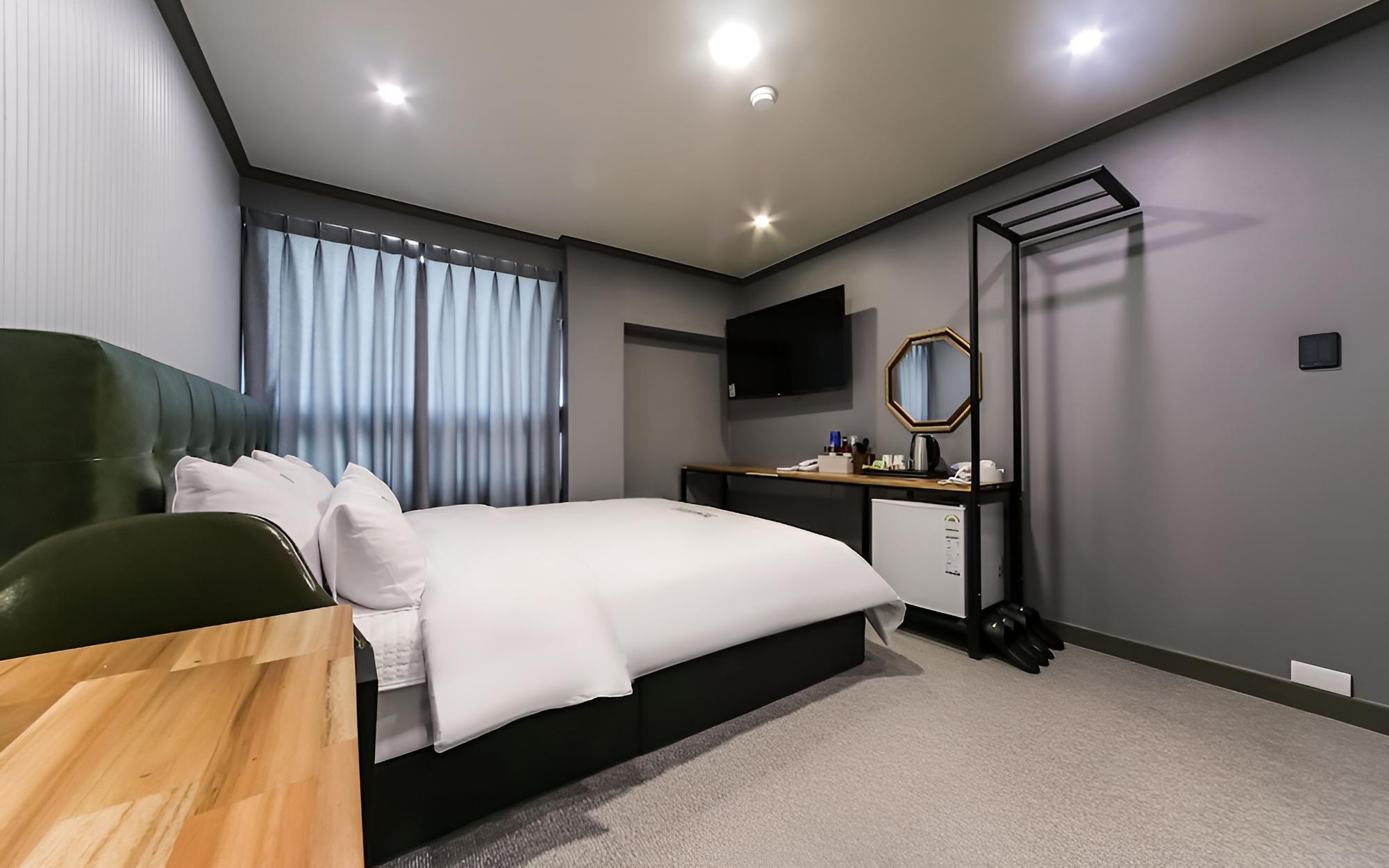 Changwon Jinhae Hotel The Syap view 3
