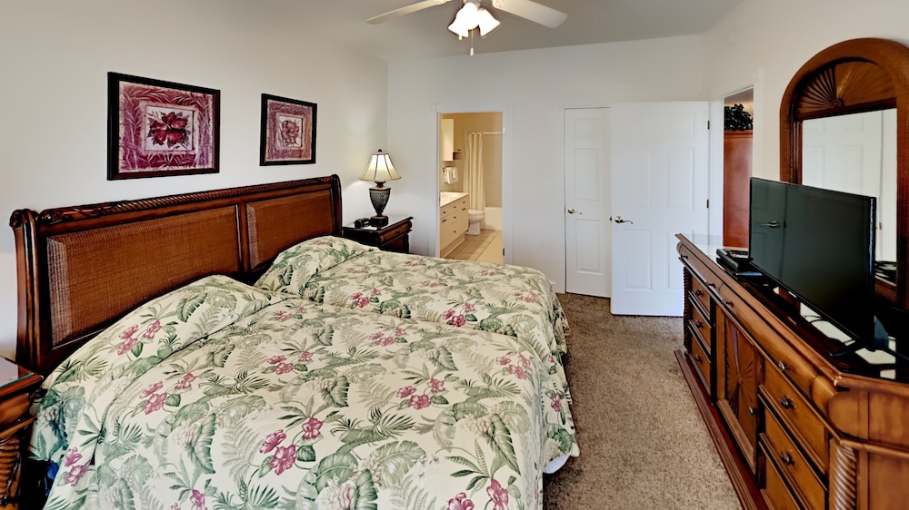 Magnolia Pointe Magnolia Lake 4812-201 3 Bedroom Condo