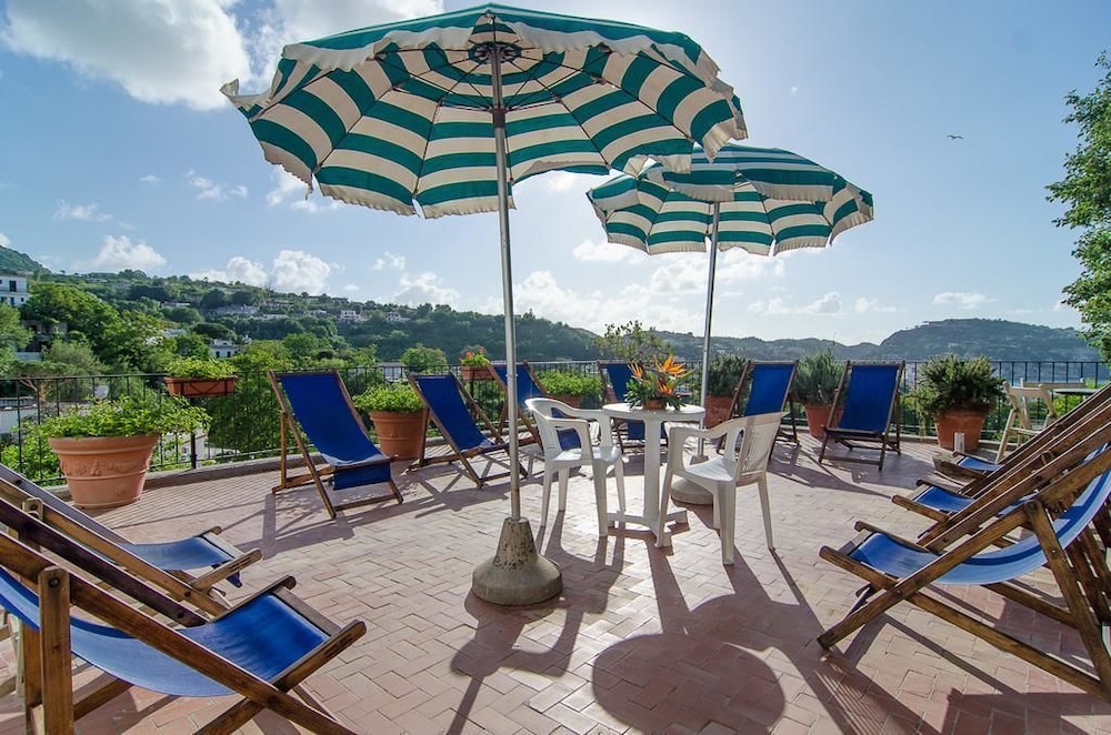 Villa Raffaela B&B