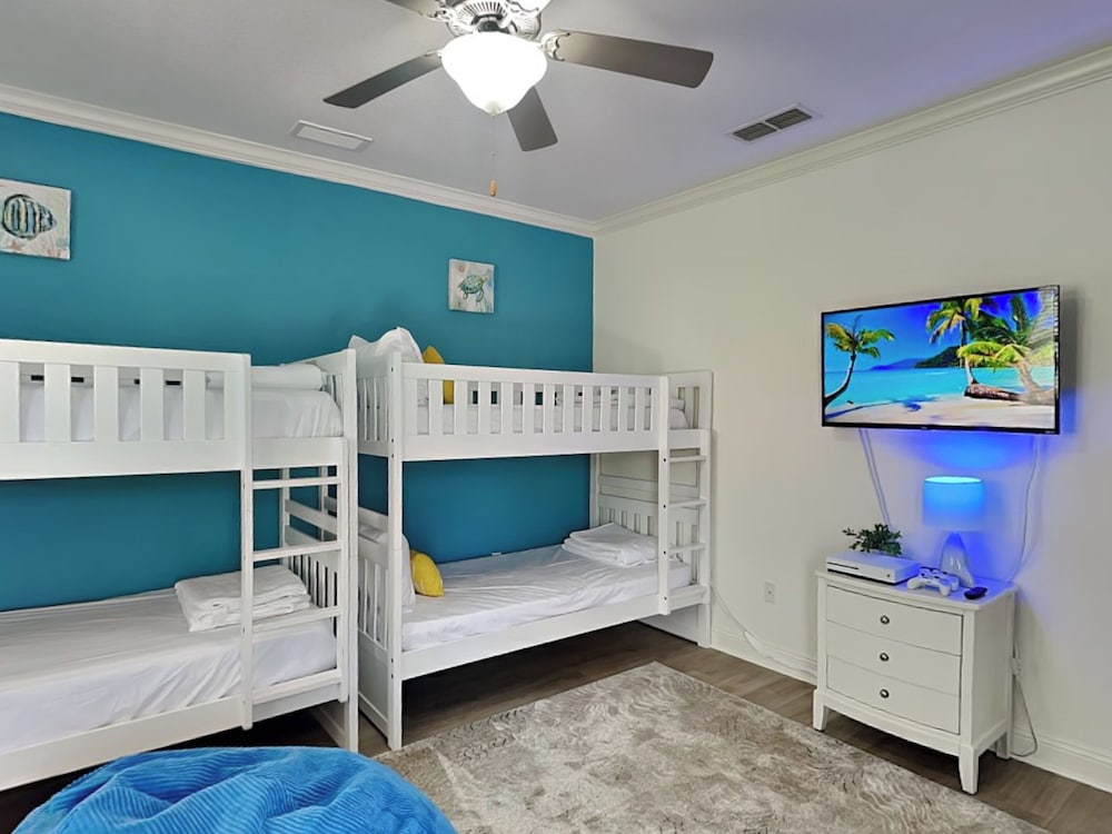 Sunny Beach by Southern Vacation Rentals