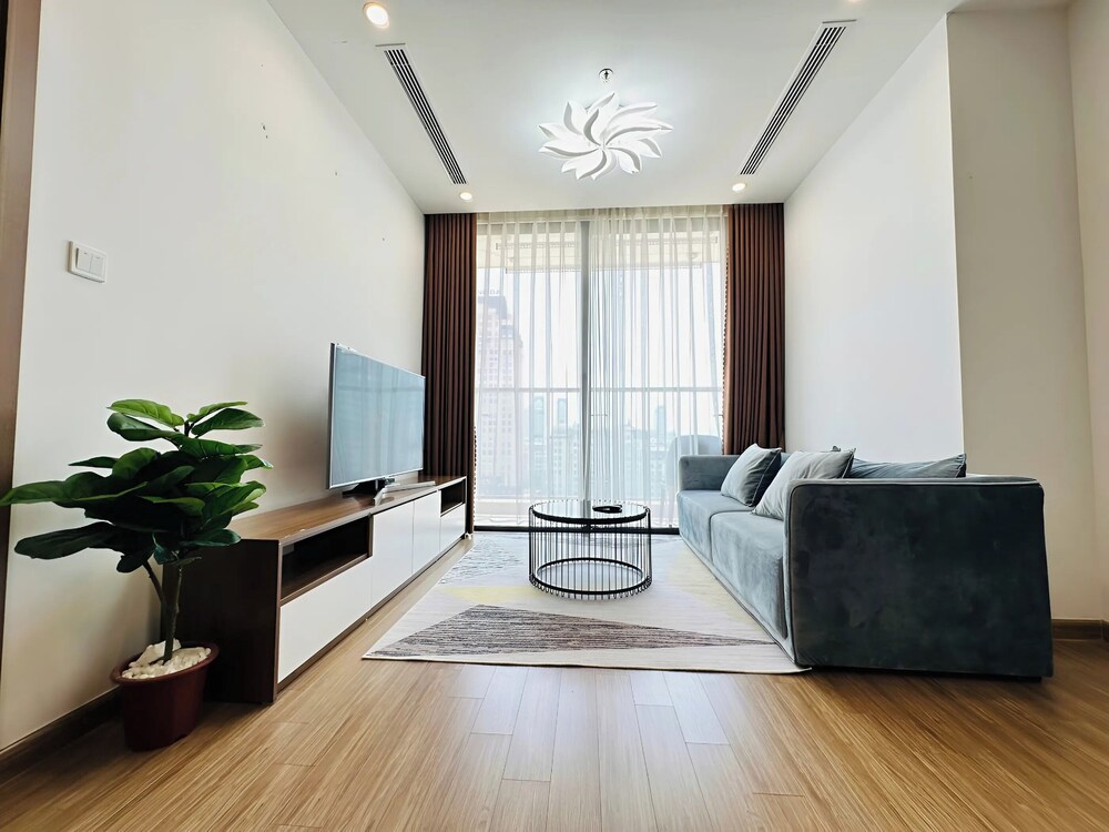 Vinhome Sky Lake-Sunhometel