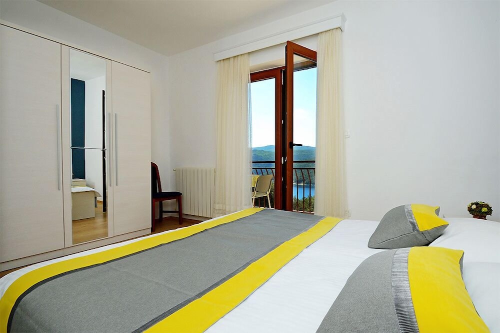 House Adrijana