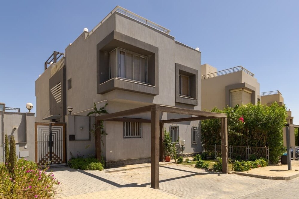 villa with garden in palm hills compound