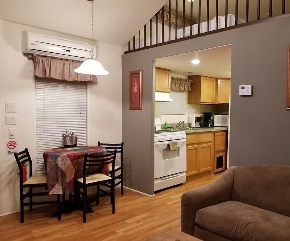 Mendelbaum - Pecan Cabin 1 Bedroom Cabin