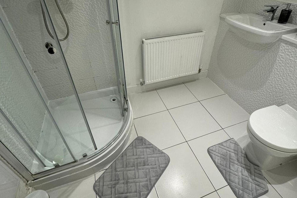 Manchester Oasis Retreat - 4 Bedroom House