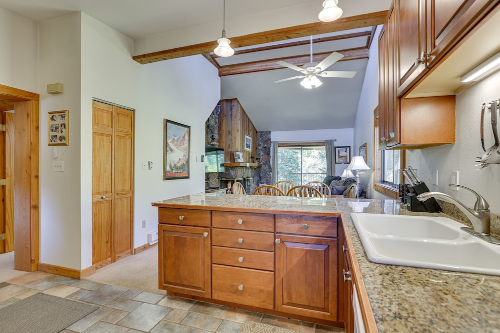 Updated Winter Park Condo w/ Indoor Heated Pool!