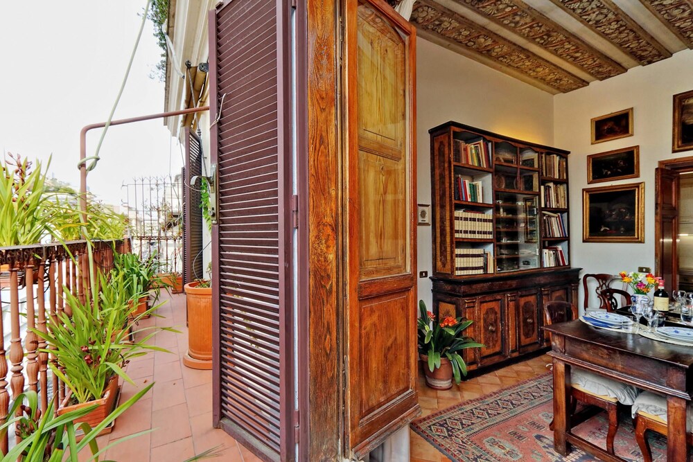 Treasurerome Colosseum Terrace 2BR