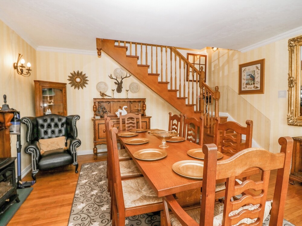Storrs Lodge
