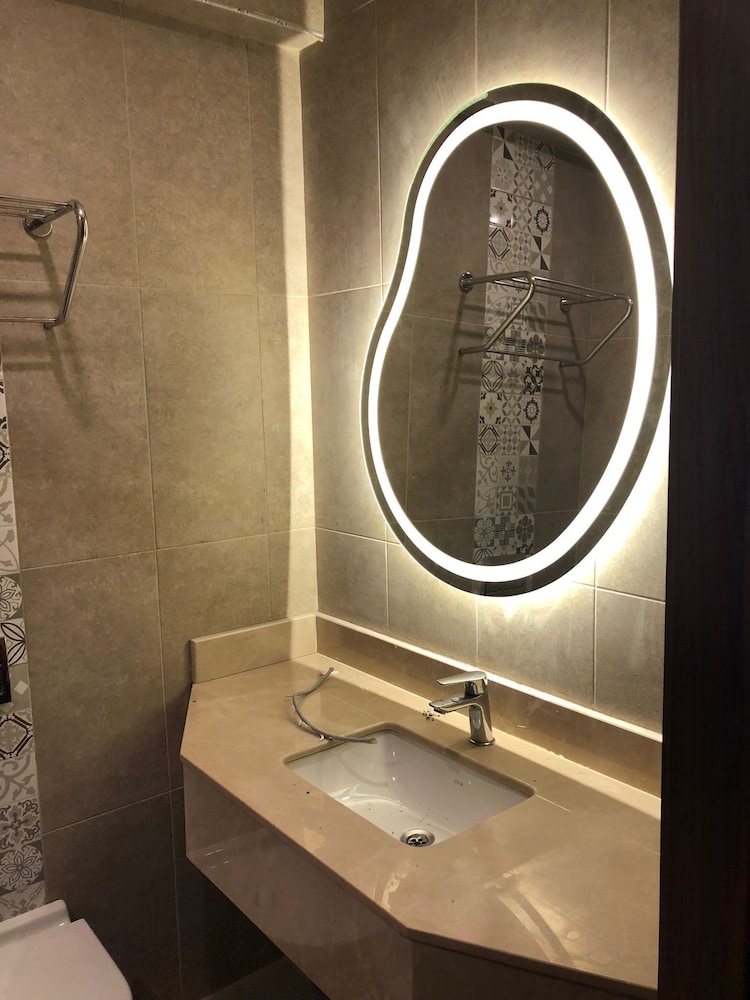 Four Sides Beyoğlu - Image 26