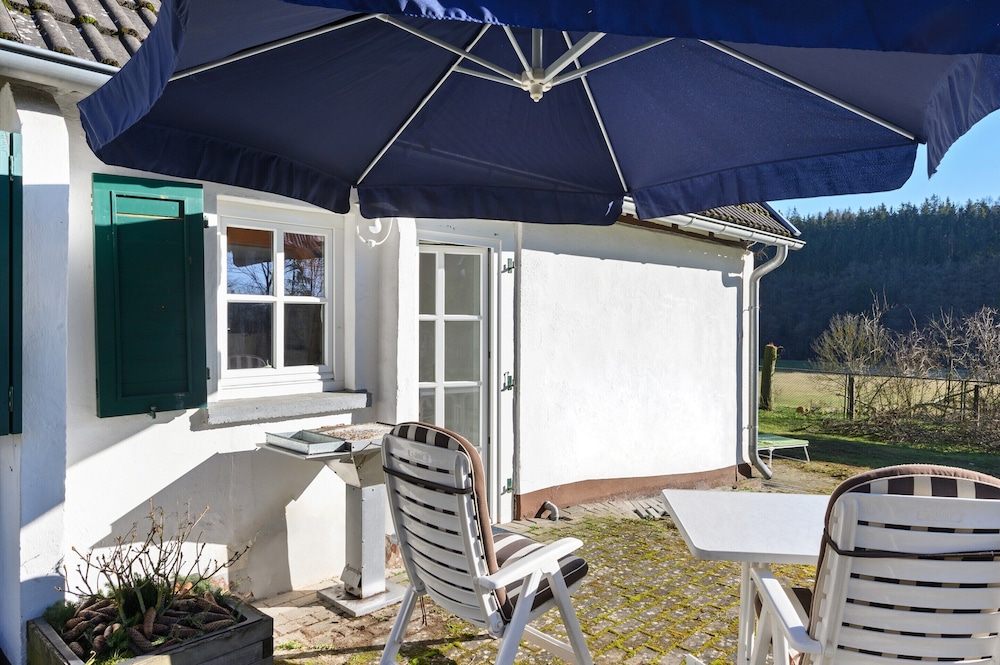 Eppe Timbered Retreat