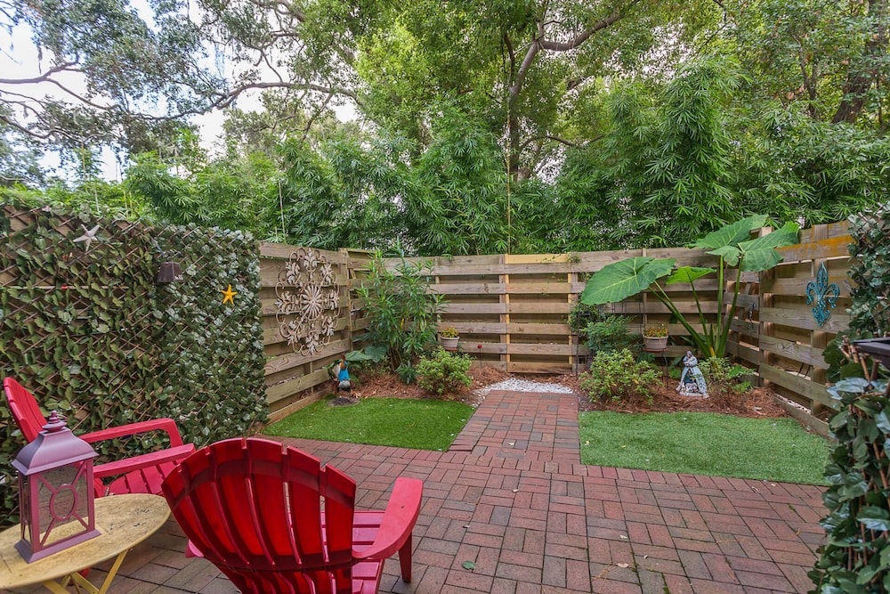 425 Magnolia Unit I by Hodnett Cooper - Property Image 7