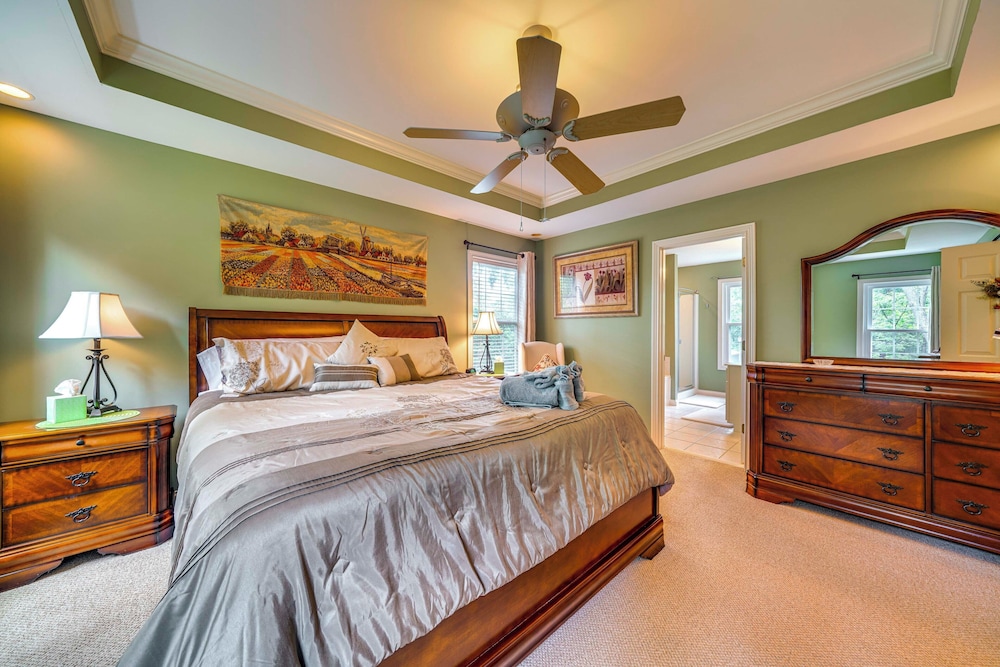 15 Mi to Louisville: Family Home w/ Private Yard!