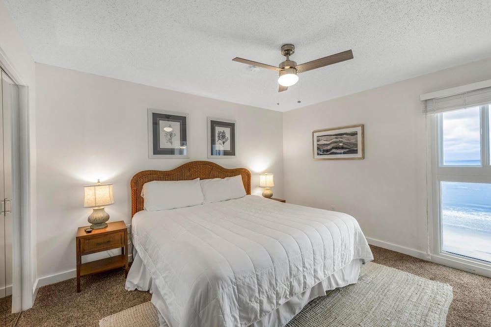 Edgewater West 65