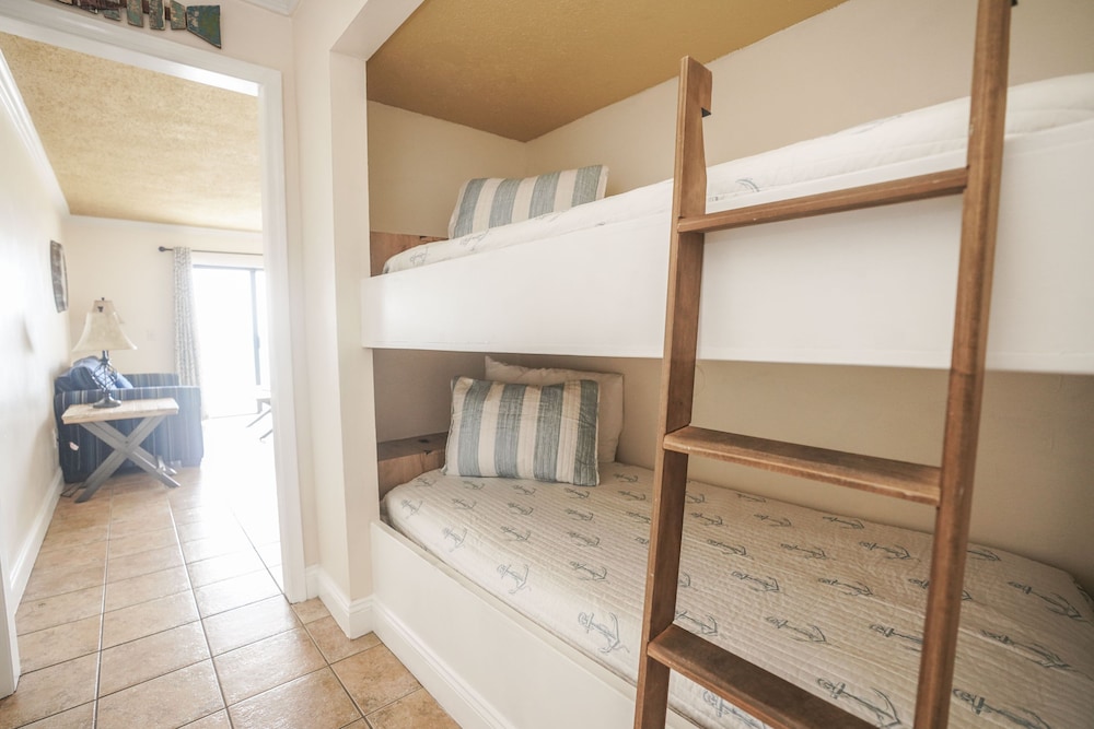 Summit Beach Resort by Panhandle Getaways