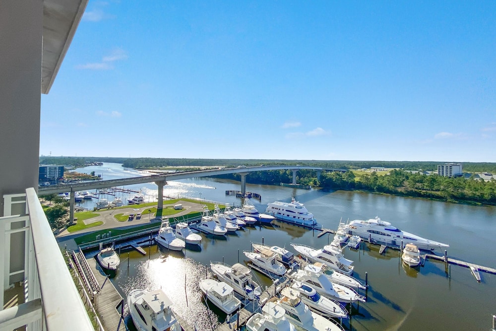 Wharf Resort 917