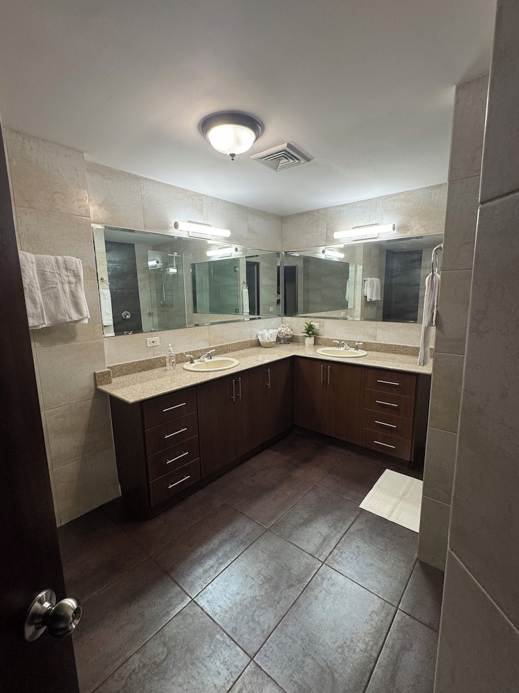 Vista Mar 3 bedroom ocean view Beach Golf Marina