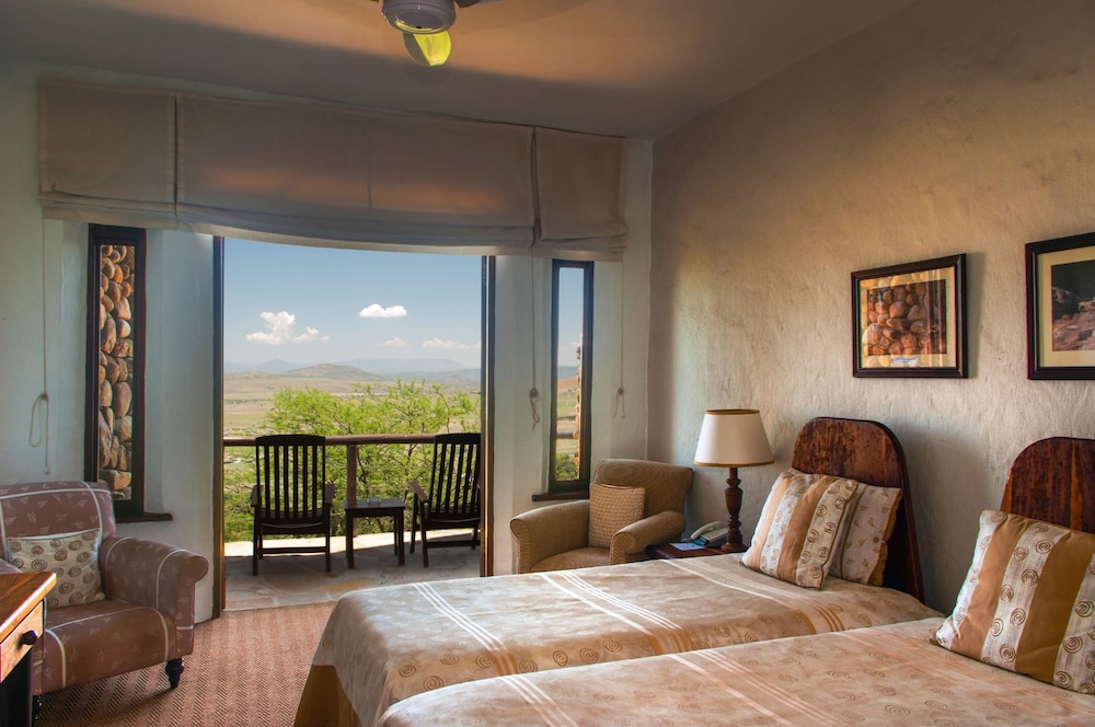 Isandlwana Lodge view 3