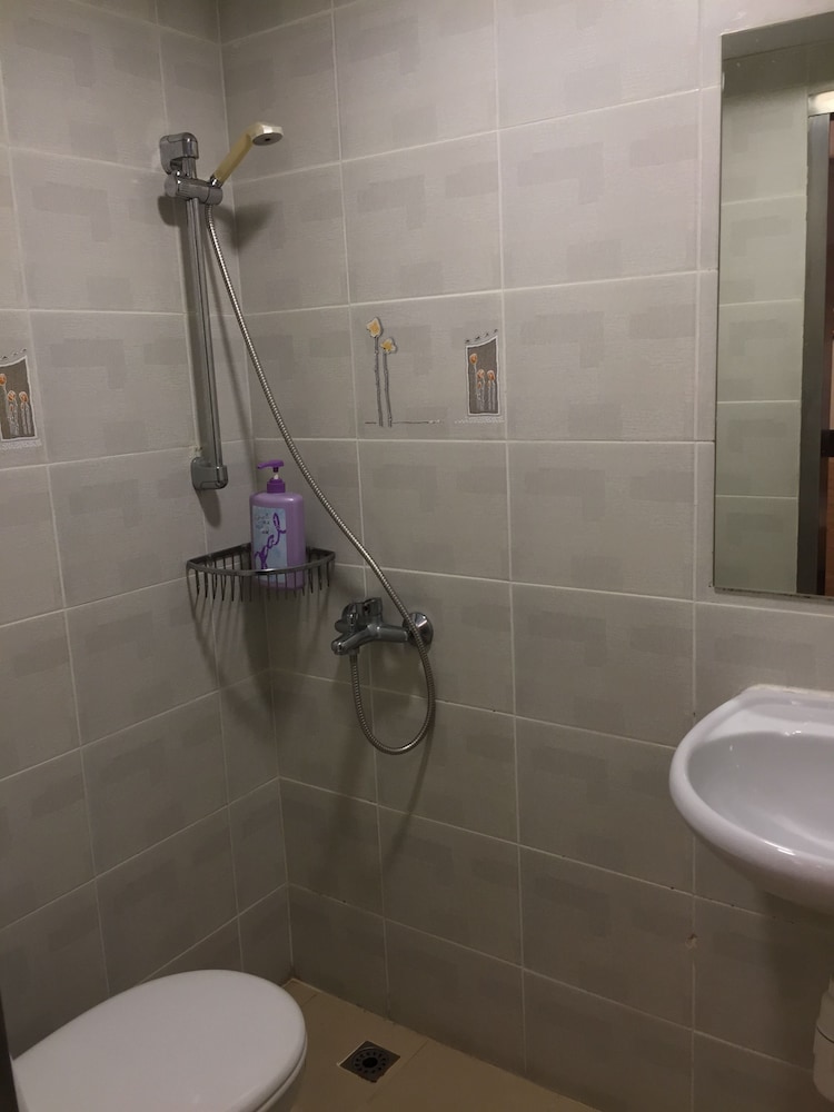 Rai Lei Hostel