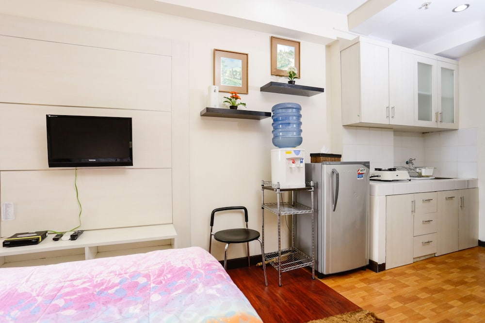 RedLiving Apartemen The Suites Metro - Mary Tower E