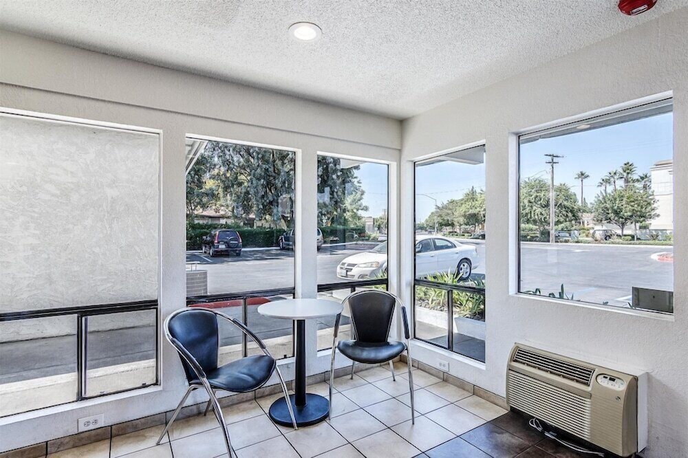 Motel 6 Modesto CA