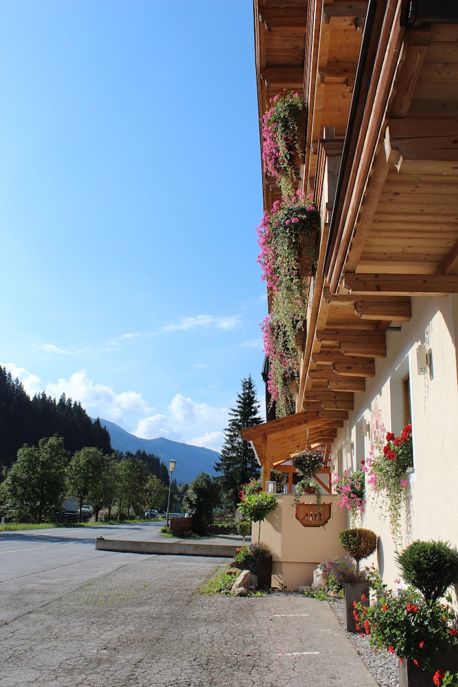 Hotel Pension Almrose