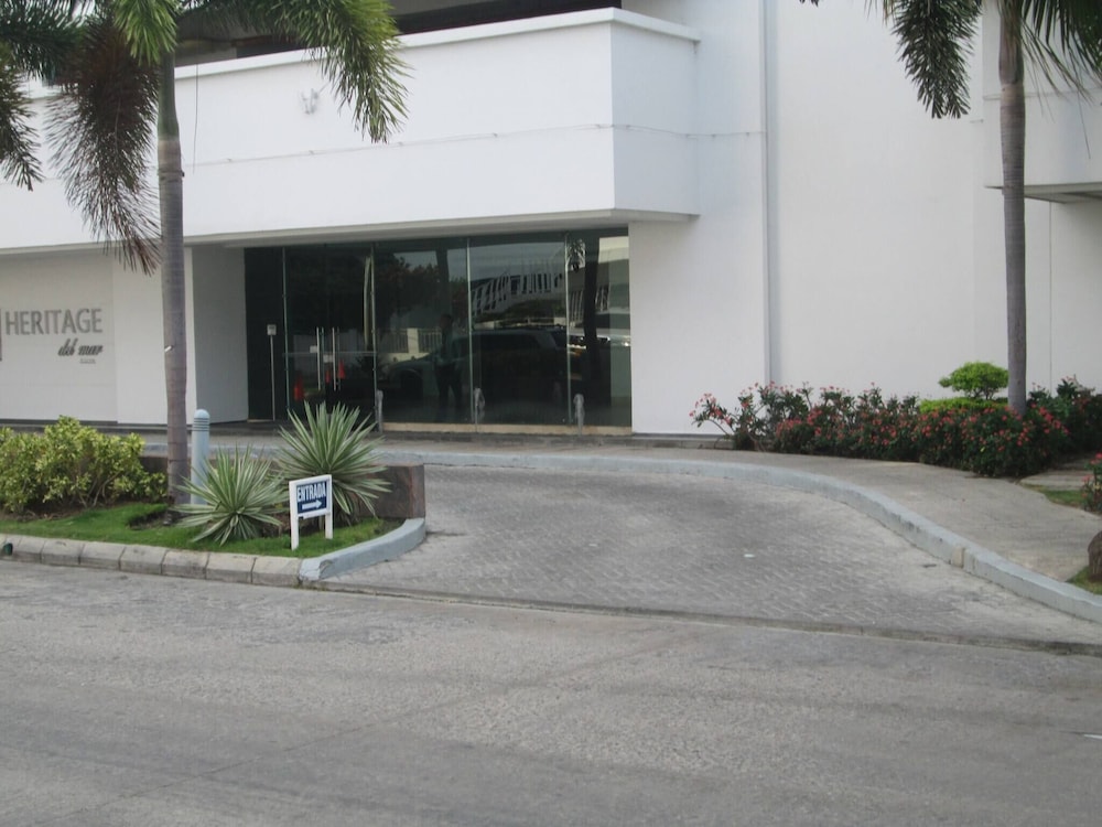 Apartment Cartagena Castillogrande Beach Front 2 Bedrooms, 2 Bathrooms, Balcony