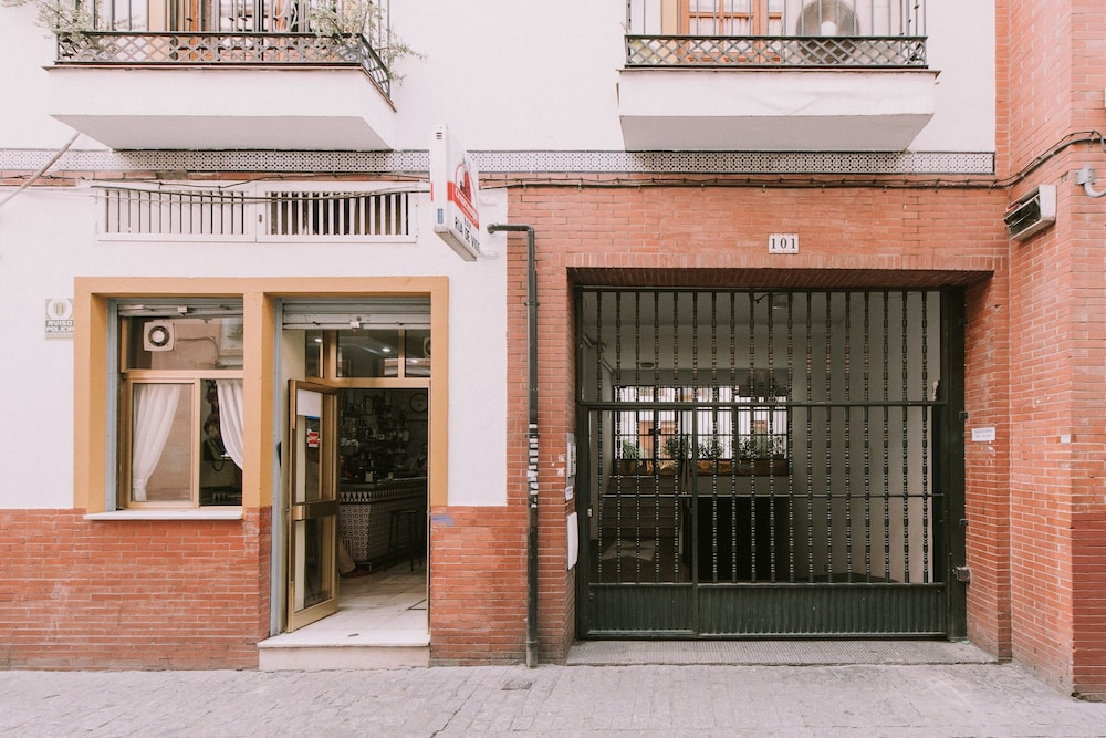 Sevilla Apartments San Luis