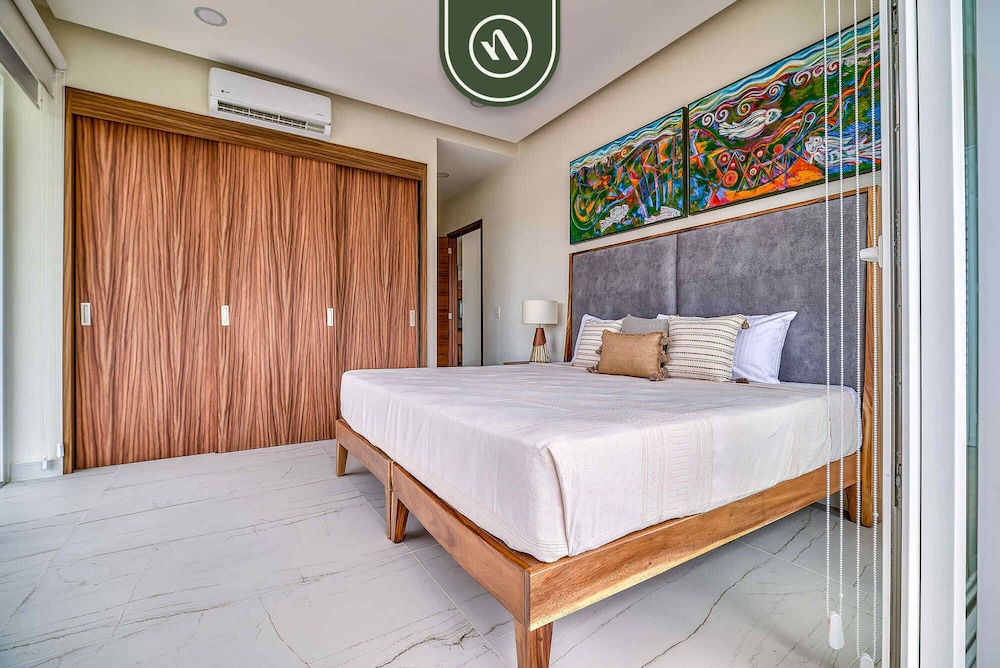 New 2 BR Condo One Street From Beach - Pool - Gym