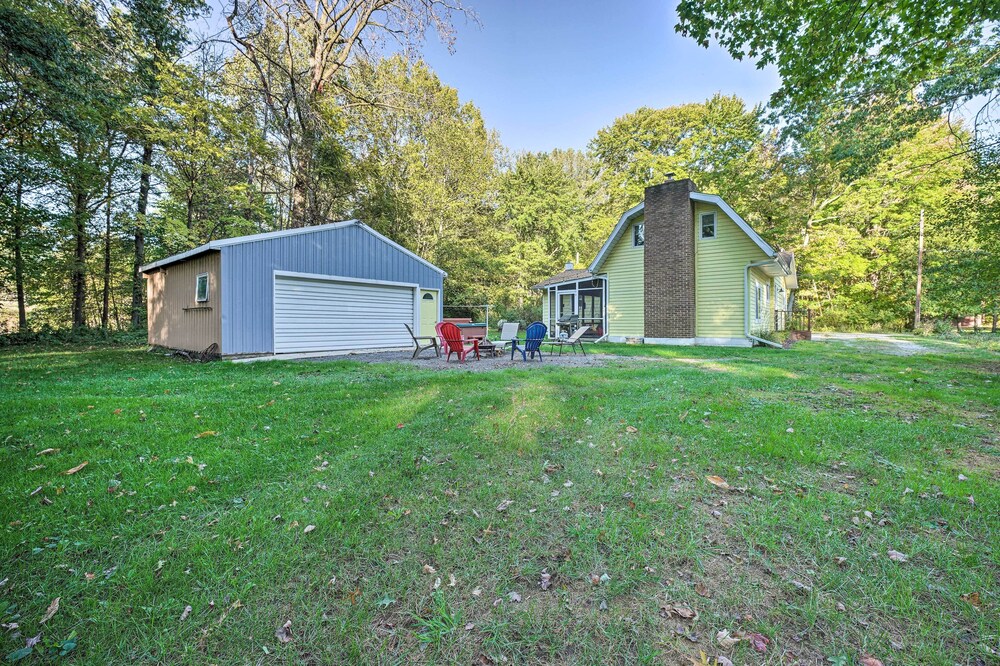Renovated, Spacious Retreat in Union Pier! view 4