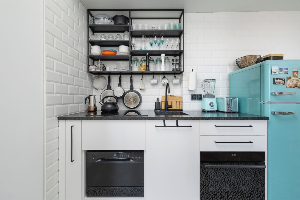 Apartment Near Wawel by Renters view 4