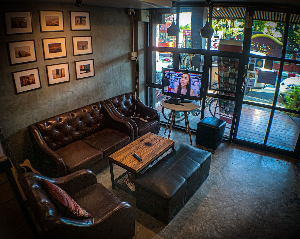 lounge