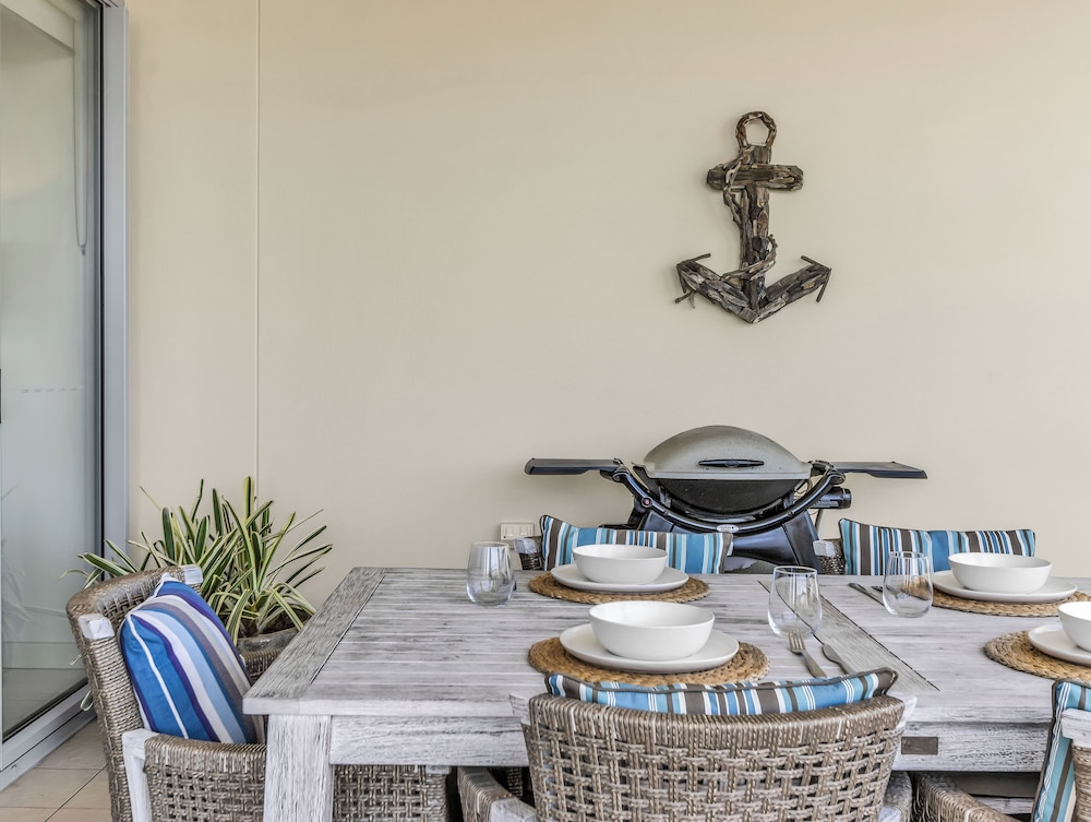 Beachfront Bali Resort Kingscliff 1212