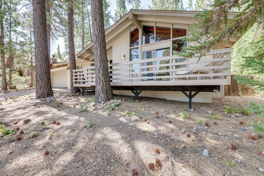 Game Room + Deck: Wooded Big Bear Lake Retreat