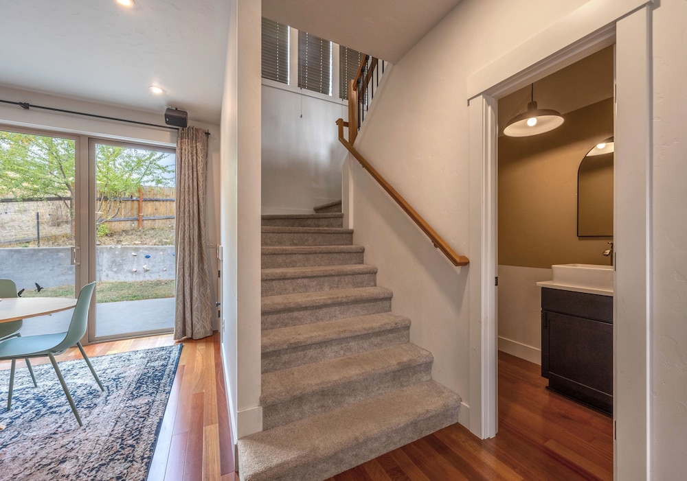 Evergreen Retreat A 30 Night Minimum 3 Bedroom Home