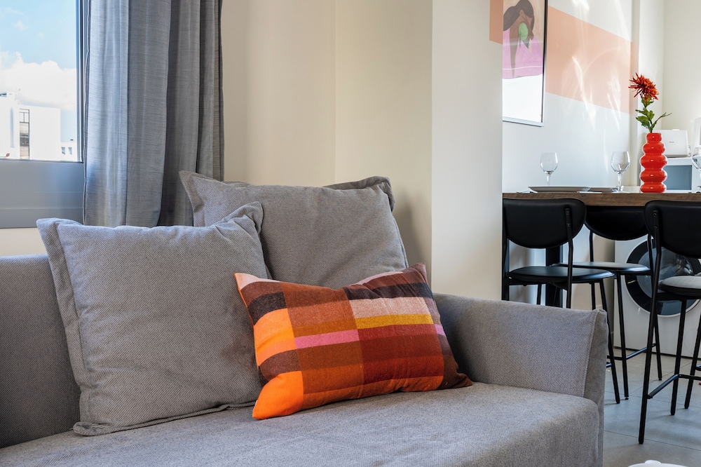 Local Host Living - Signature Apartments in Nicosia