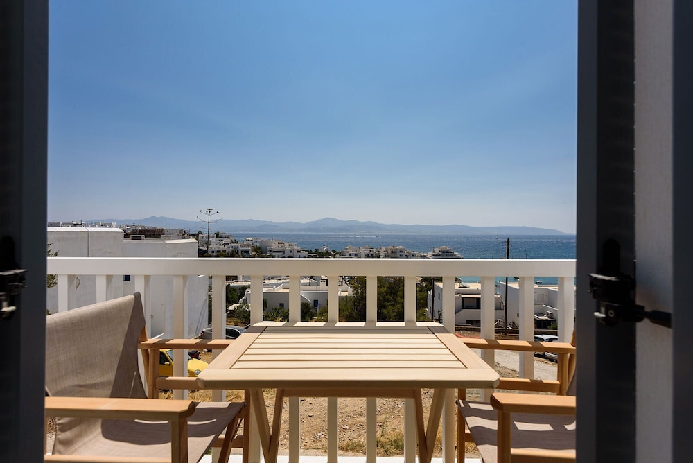 Phaedrus Living: Paros Cycladic Residences 7