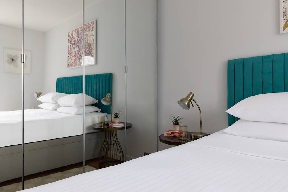 St Stephen's Gardens Viii by Onefinestay
