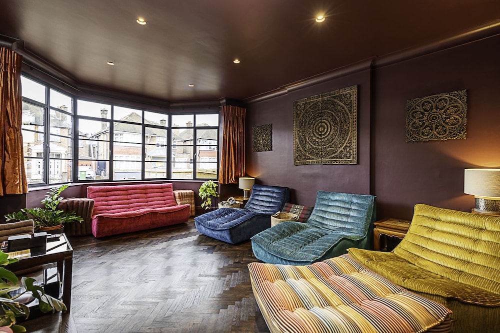 Stunning 5 Bed House in Willesden Green!