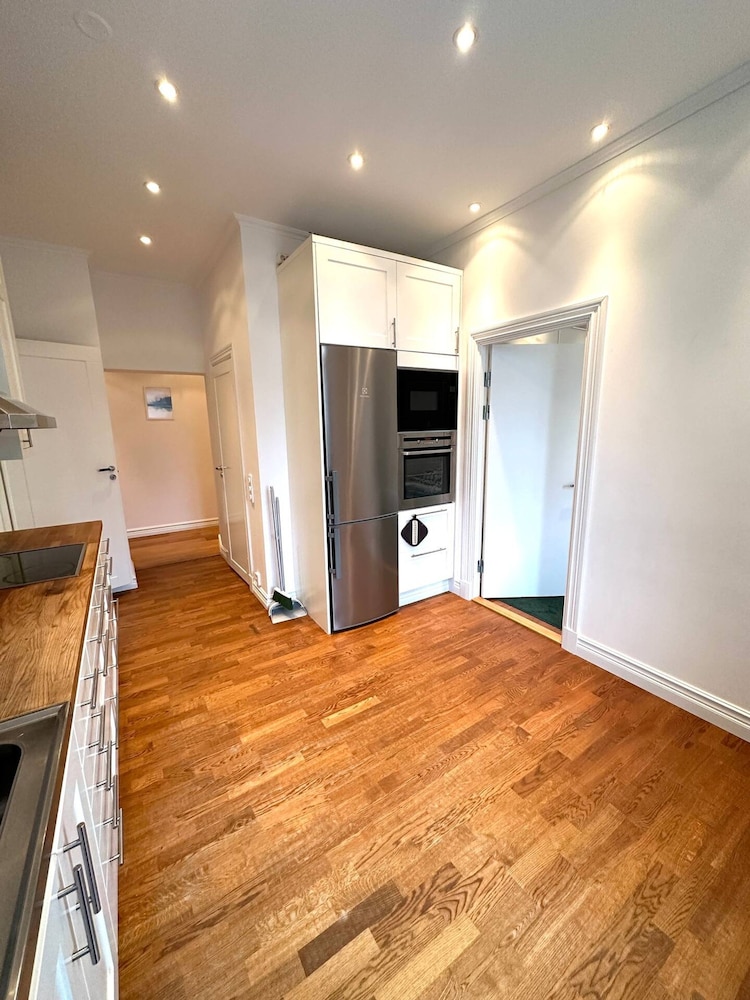 Luxury Apartment in City