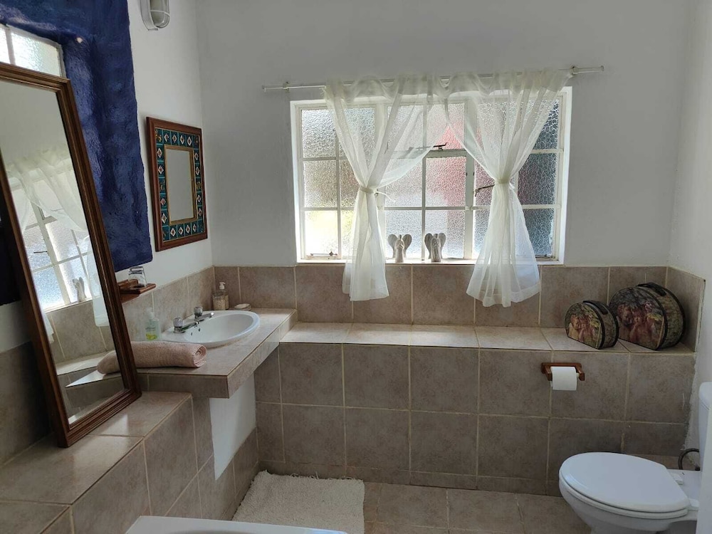 Garden of Eden Cottages and Guest House