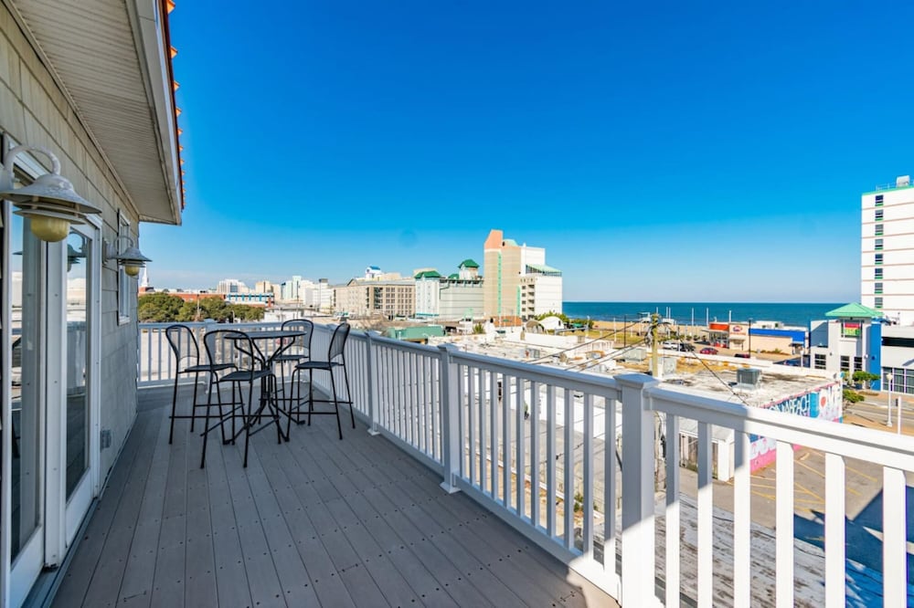 Coastal Destiny - Ocean View Balcony Elevator