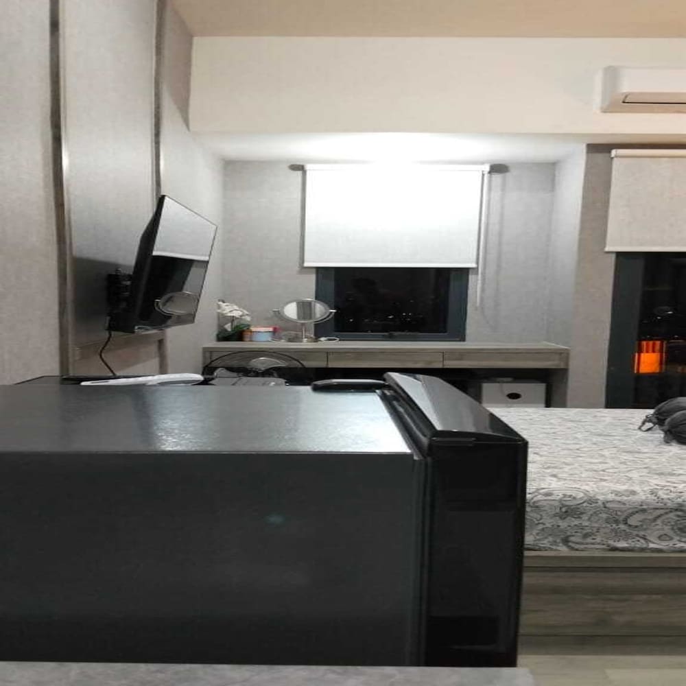 Apartmen Pakuwon Bekasi by Ruang Singgah