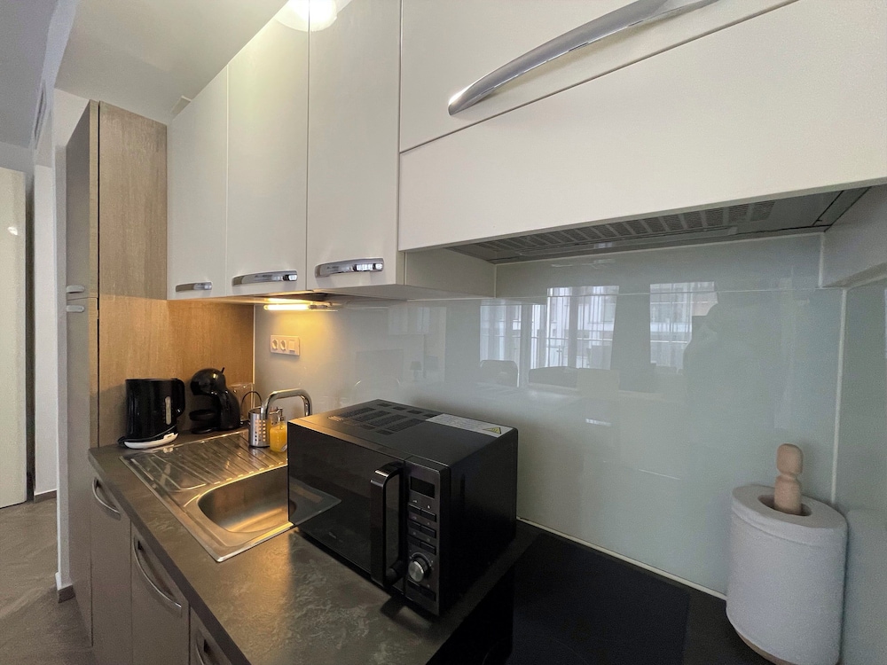 Smart Carrara Apartments