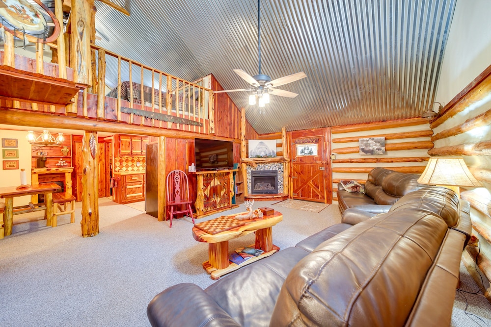 Lazy Bear Cabins 2 at Tuskahoma Near Sardis Lake! view 4