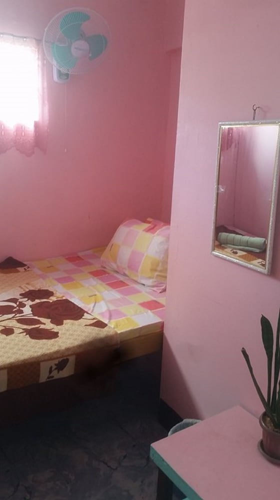 CVNB Bed & Bath - Hostel