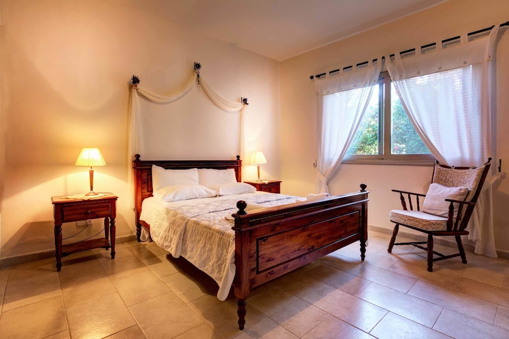 Niki Villa view 2